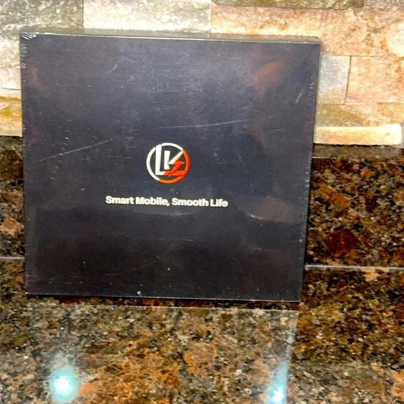 NWT iPhone 14 Pro Max Blk Silicone Phone Case & 2 Pack Screen Protector Sealed - Picture 1 of 8